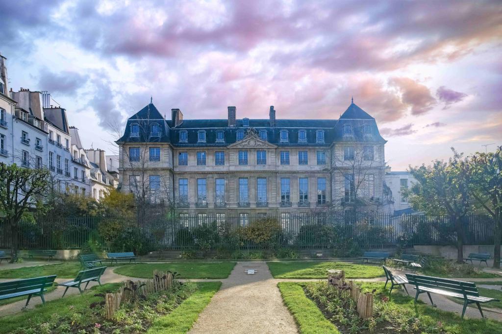 Between Art and Escape: A Getaway to the Picasso Museum with Hôtel Les Tournelles
