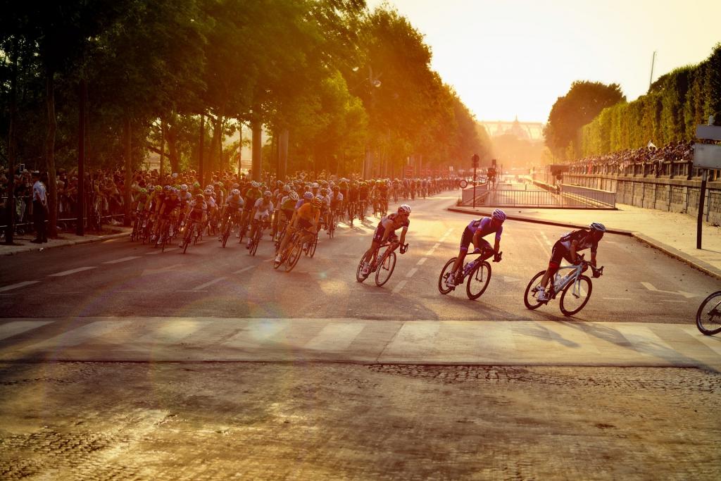 Dévalez les rues de Paris à vélo cet été !