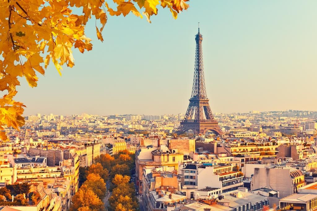 Les Secrets d'un Automne Parisien Réussi : Explorez le 3e Arrondissement depuis l’Hôtel Les Tournelles