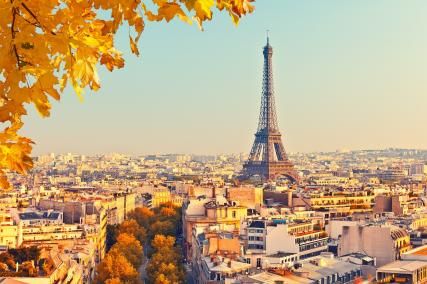 Les Secrets d'un Automne Parisien Réussi : Explorez le 3e Arrondissement depuis l’Hôtel Les Tournelles