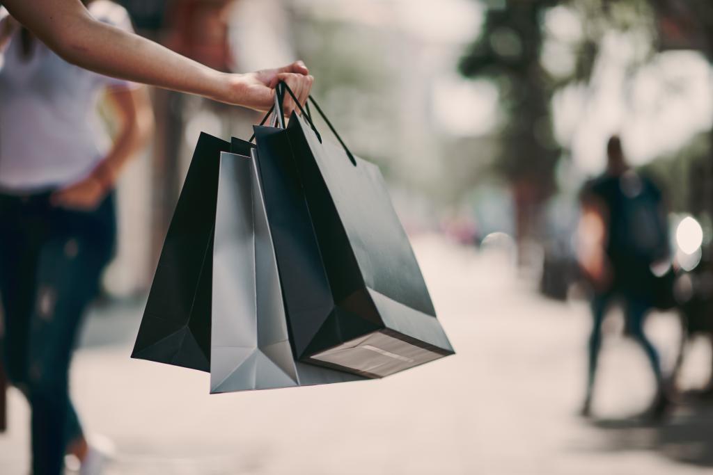 Don’t miss the winter sales in Paris