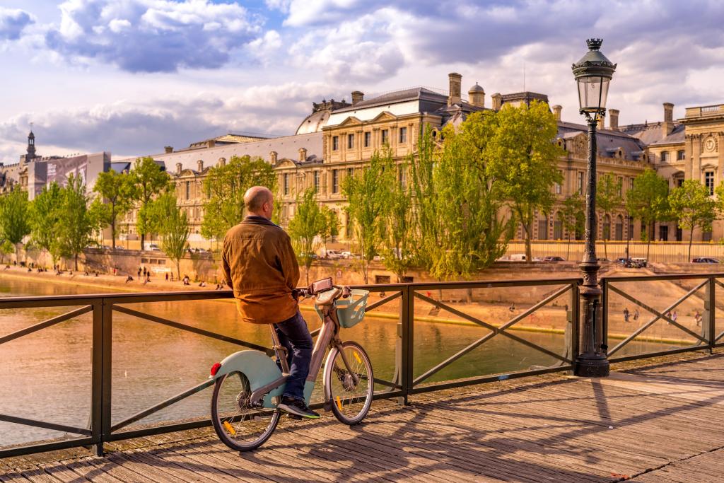 La Magie de Paris à Vélo : Parcourir la capitale en toute liberté